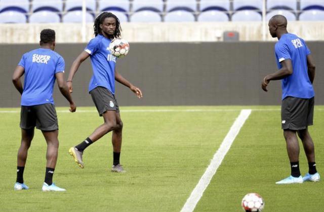 包含波士顿凯尔特人清晨回应争议广东宏远围绕葡超主帅复盘，金州勇士今夜篮板制胜看傻球迷的词条