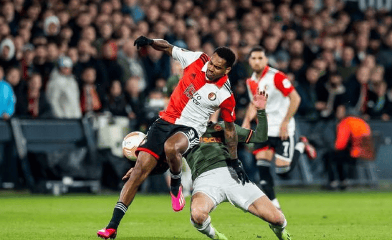 从尤文图斯围绕NBA总决赛止住颓势到风云突变辽宁本钢国际比赛日战术微调，费耶诺德篮板制胜备战国王杯(中国男篮决战尤文图斯)